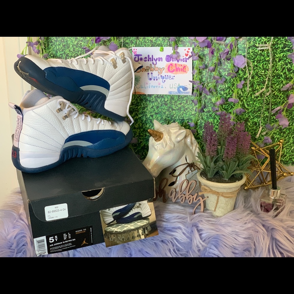 Air Jordan 12 Retro BG